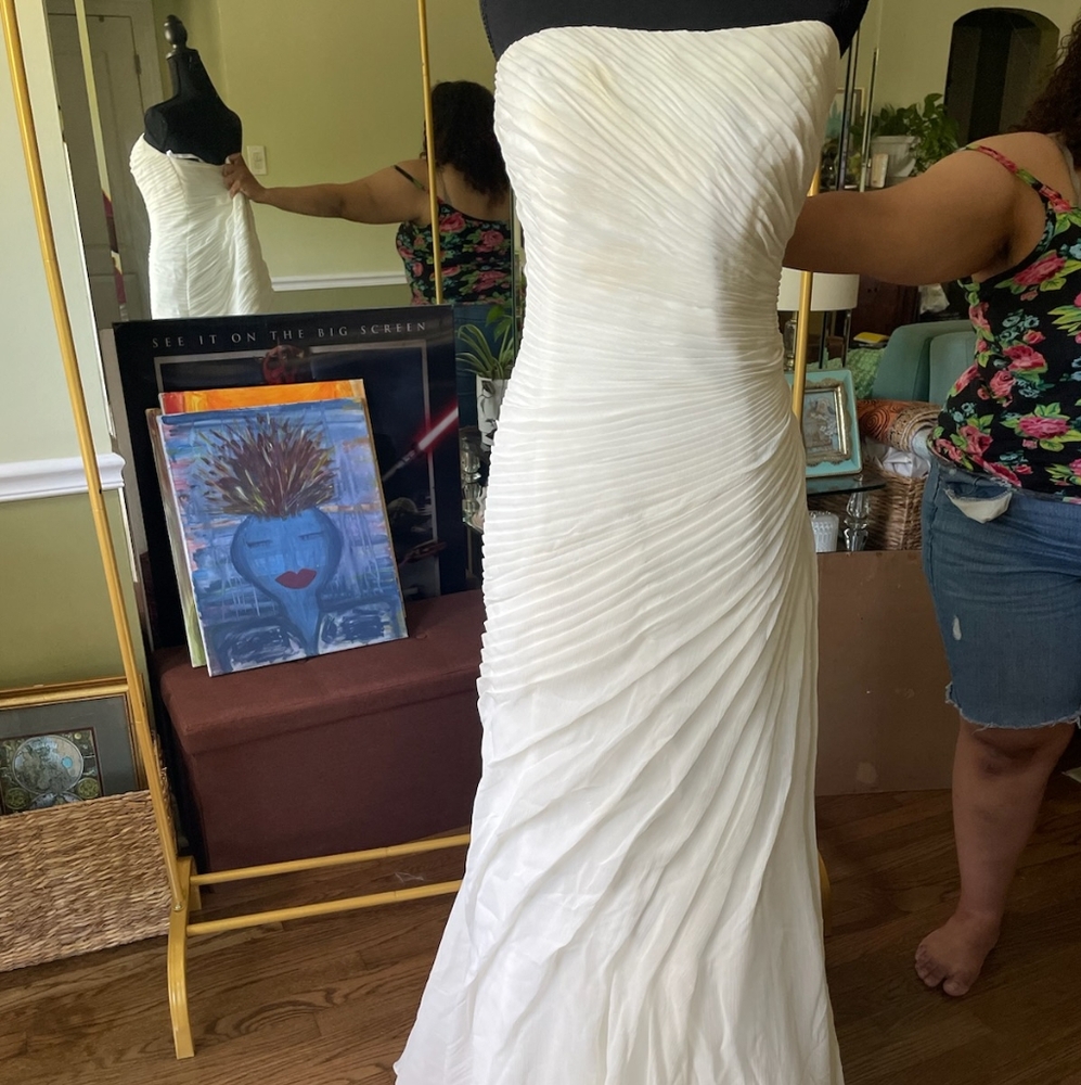 David's Bridal Strapless Cream Wedding Dress Plus Size